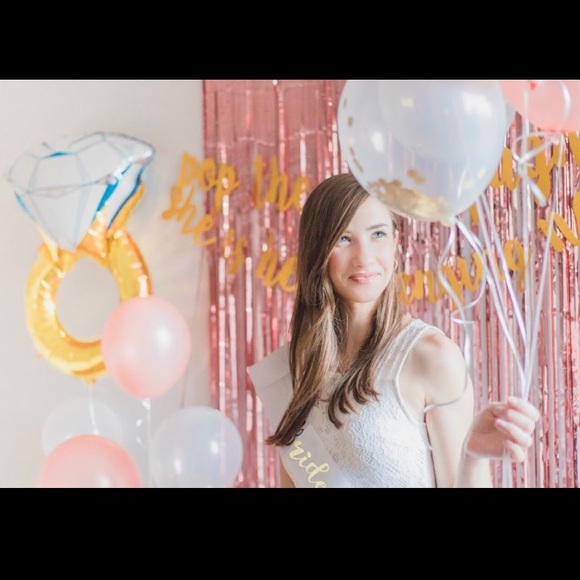 29 Piece Kit Bachelorette Party Decorations ♥️ - Picture 5 of 6